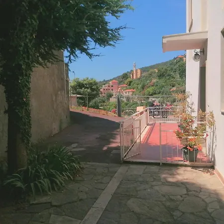 Pansiyon La Dolce Riviera Liguria *