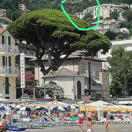 Δωμάτια σε οικογενειακή κατοικία La Dolce Riviera Liguria